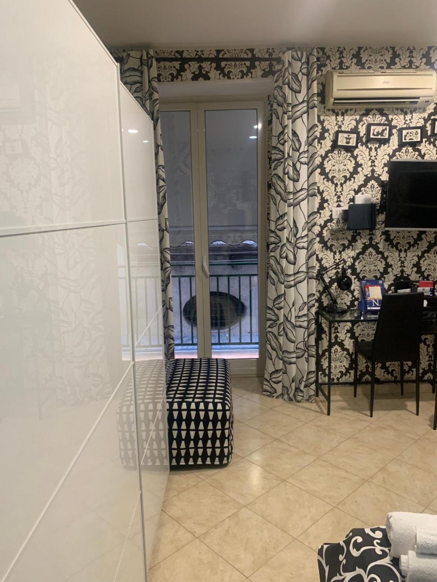 Апартаменты Casa Dalia Неаполь Экстерьер фото